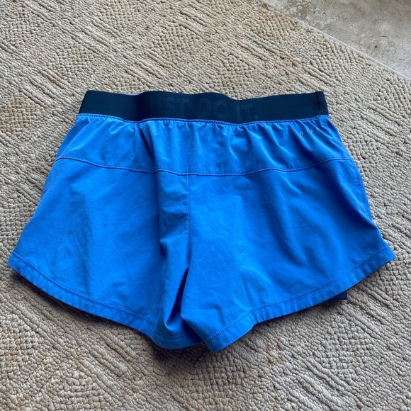 Nike Dri Fit Shorts - Picture 2 of 3